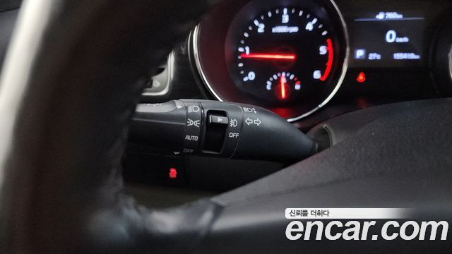 Kia Canival 2019 — photo 24