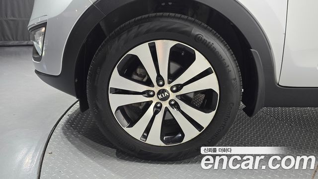 Kia Sportage 2012 — photo 5