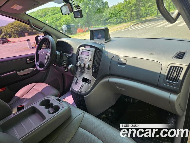 Hyundai Starex 2015 — photo 8