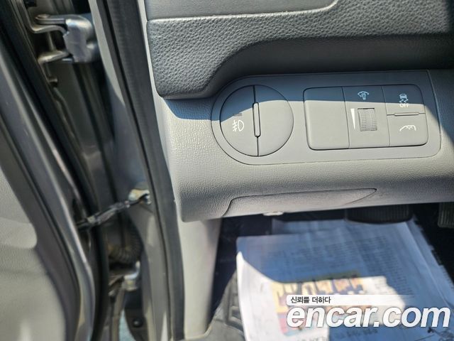 Hyundai Starex 2015 — photo 12