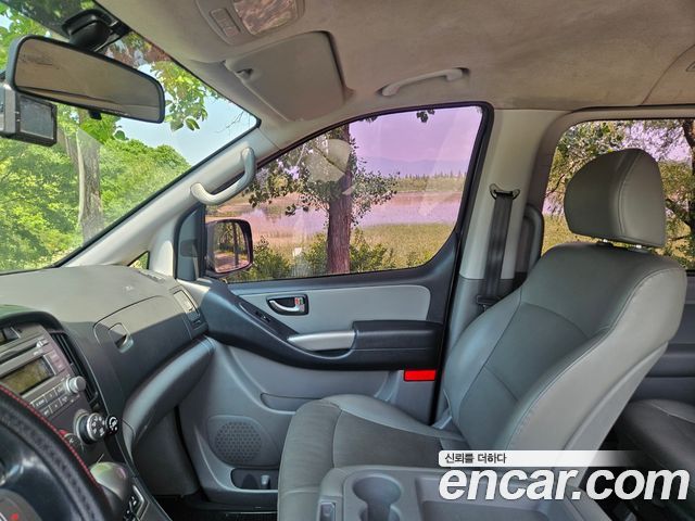 Hyundai Starex 2015 — photo 17
