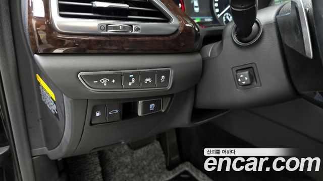Genesis EQ900 2016 — photo 14