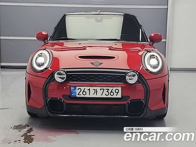 Mini Cooper Convertible 2022 — photo 2