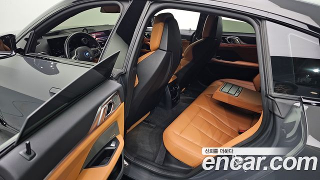 BMW i4 2024 — photo 11