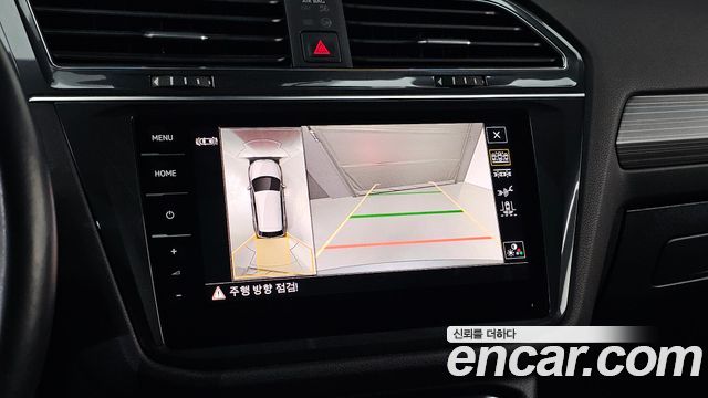 Volkswagen Tiguan 2022 — photo 16