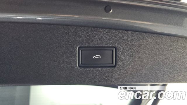 Volkswagen Tiguan 2022 — photo 20