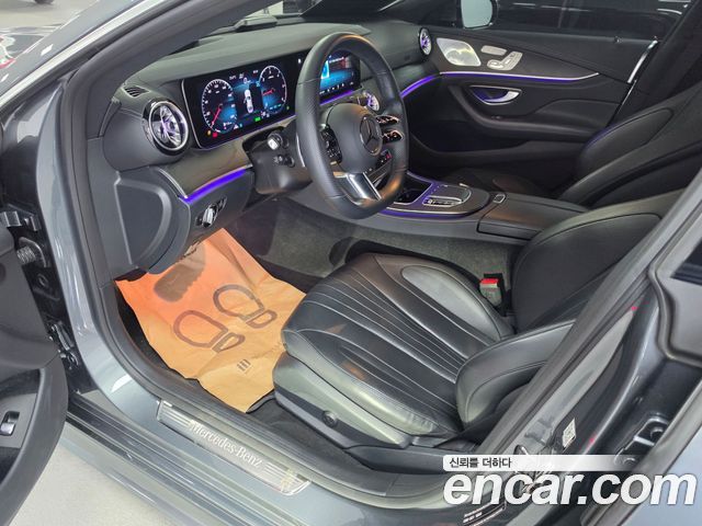 Mercedes-Benz CLS-Class 2022 — photo 13