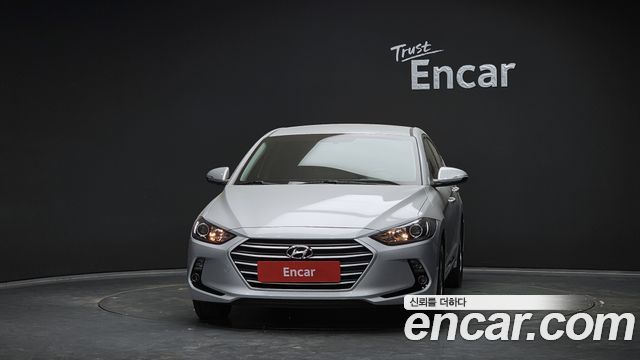 Hyundai AVANTE 2017 — photo 3