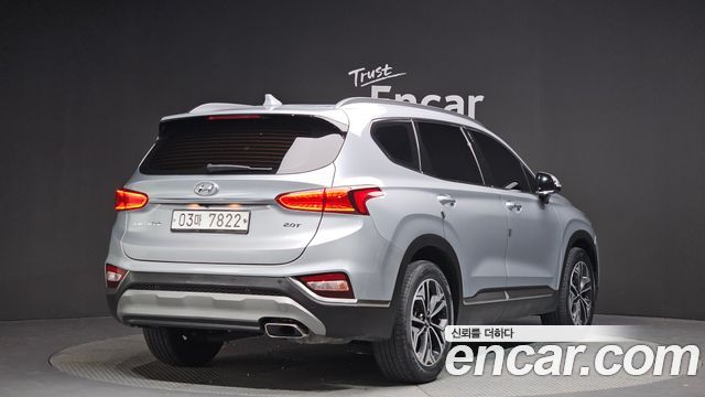 Hyundai Santafe 2019 — photo 2