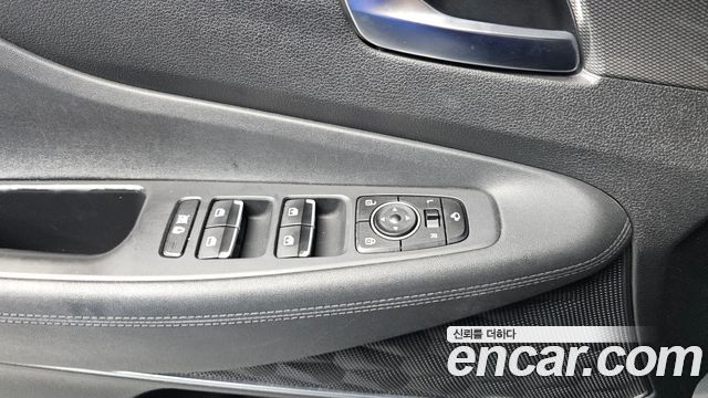 Hyundai Santafe 2019 — photo 11