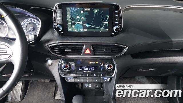 Hyundai Santafe 2019 — photo 14