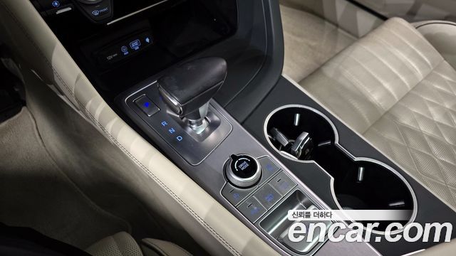 Genesis G70 2019 — photo 12