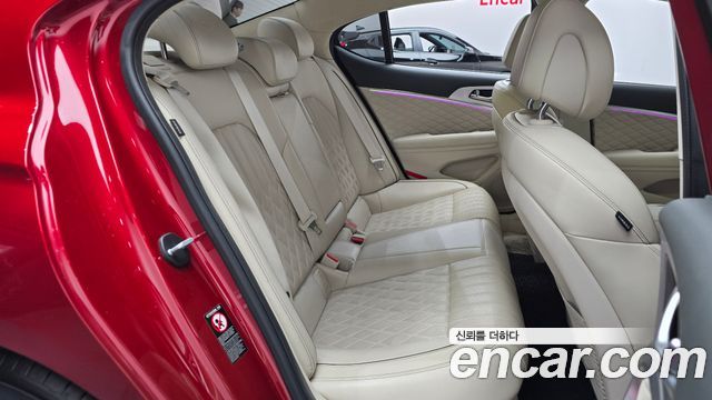 Genesis G70 2019 — photo 17