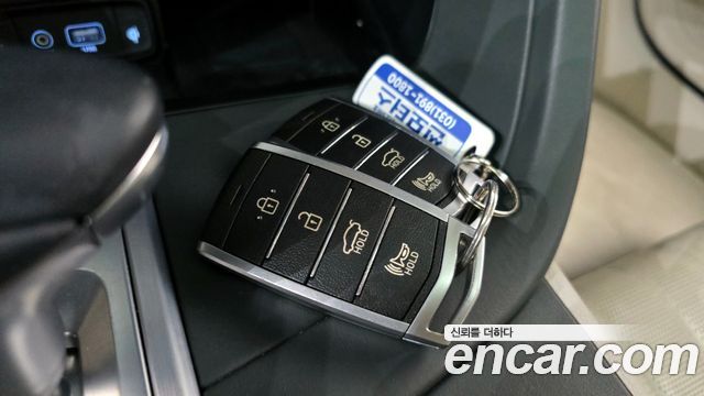 Genesis G70 2019 — photo 21