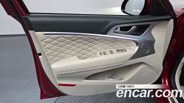 Genesis G70 2019 — photo 14