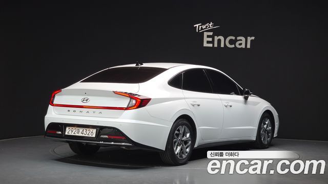 Hyundai Sonata 2022 — photo 2