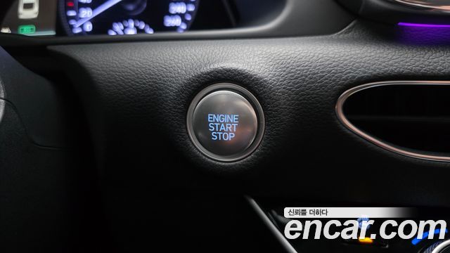 Hyundai Sonata 2022 — photo 30