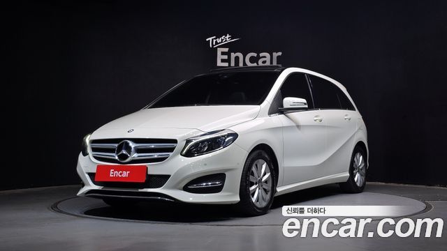 Mercedes-Benz B-Class 2015 — photo 1