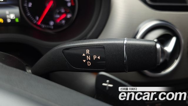 Mercedes-Benz B-Class 2015 — photo 9