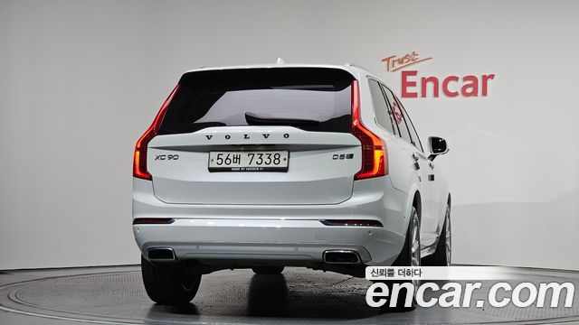 Volvo XC90 2018 — photo 4