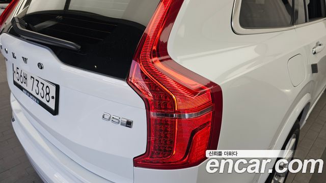 Volvo XC90 2018 — photo 9