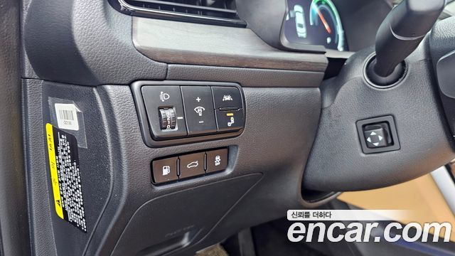 Kia K7 2020 — photo 22