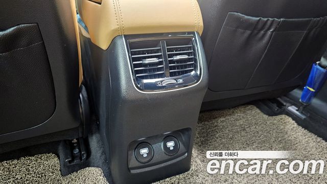 Kia K7 2020 — photo 31
