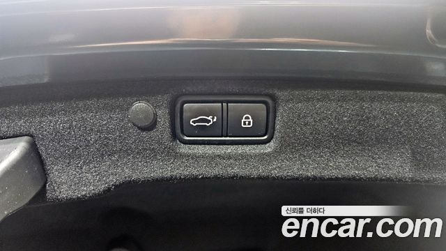 Kia K7 2020 — photo 33