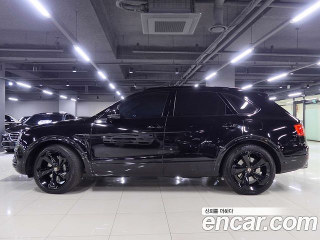 Bentley Bentayga 2020 — photo 2