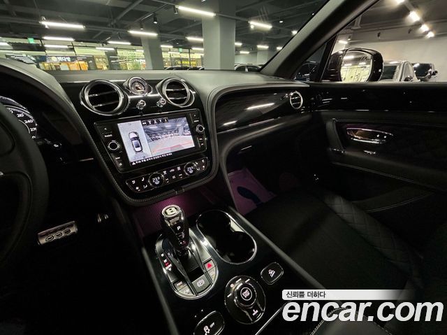 Bentley Bentayga 2020 — photo 10