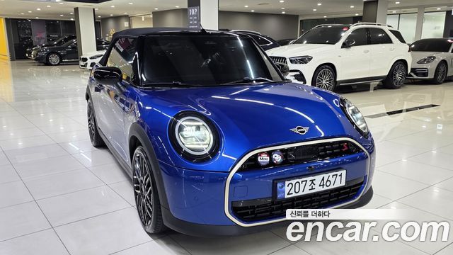 Mini Cooper Convertible 2025 — photo 5