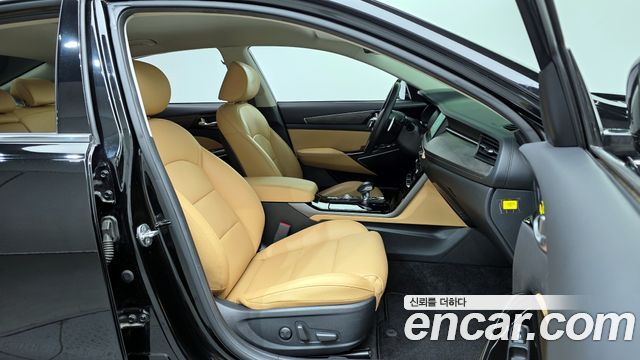 Kia K7 2020 — photo 11
