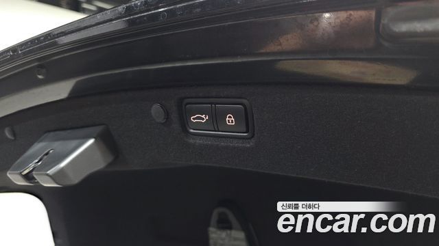 Kia K7 2020 — photo 20