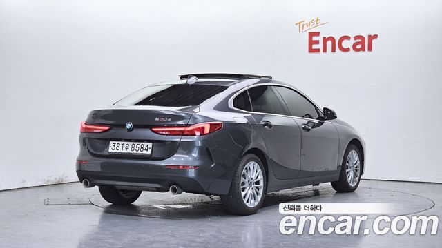 BMW 2-Series 2020 — photo 2