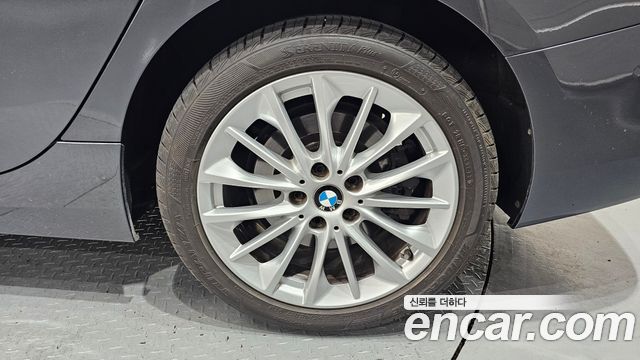 BMW 2-Series 2020 — photo 7