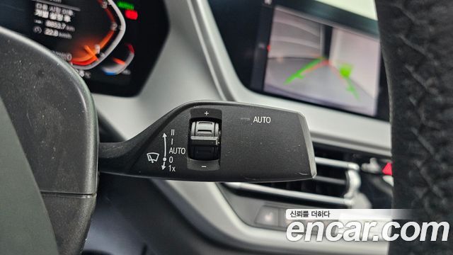 BMW 2-Series 2020 — photo 29