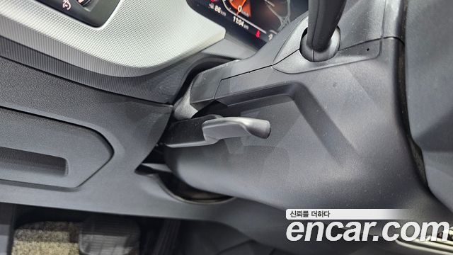 BMW 2-Series 2020 — photo 30