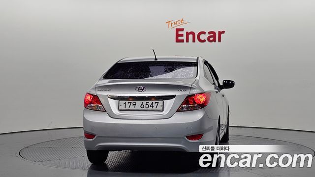 Hyundai Accent 2014 — photo 4