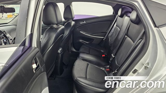Hyundai Accent 2014 — photo 12