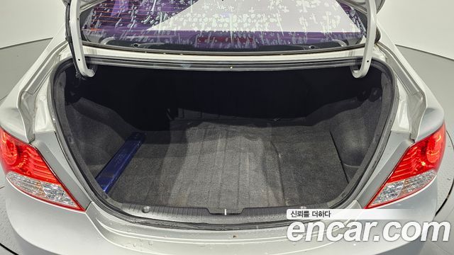 Hyundai Accent 2014 — photo 20