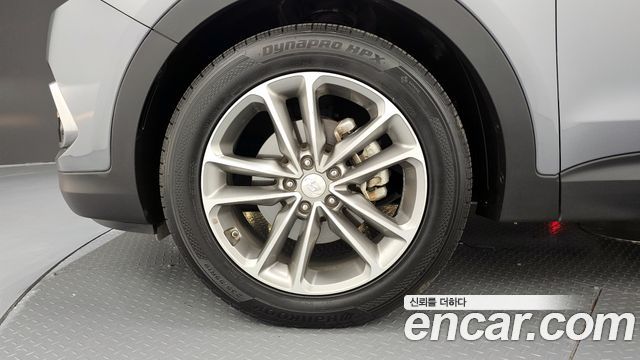 Hyundai Santafe 2017 — photo 5