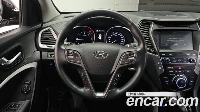 Hyundai Santafe 2017 — photo 19