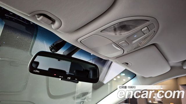 Hyundai Santafe 2017 — photo 23