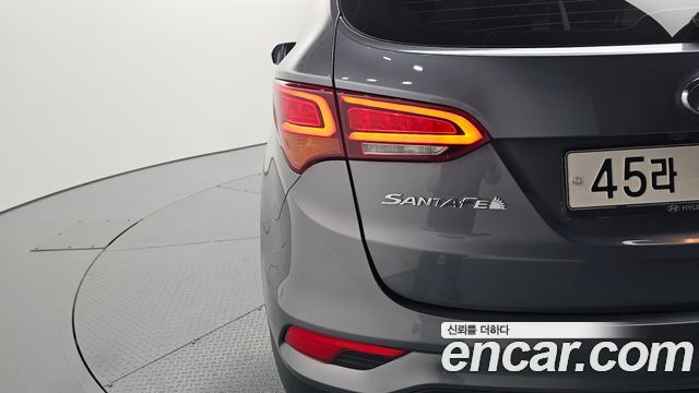Hyundai Santafe 2017 — photo 9