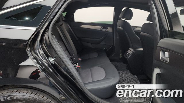 Hyundai Sonata 2016 — photo 17