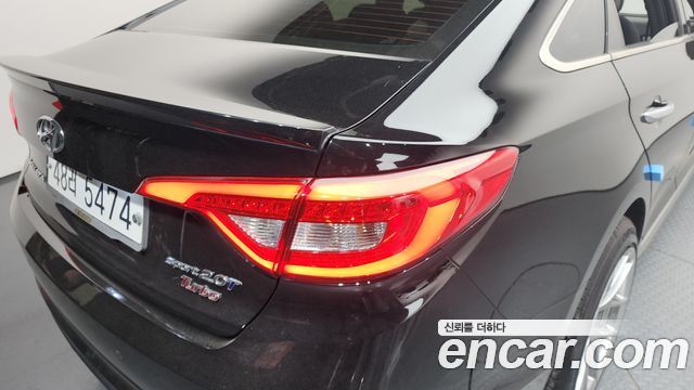 Hyundai Sonata 2016 — photo 9