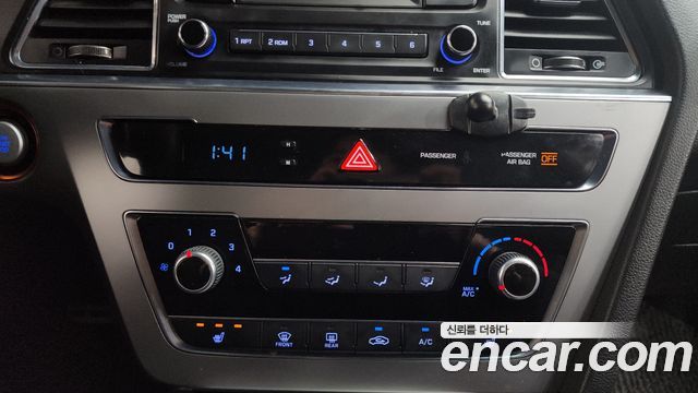 Hyundai Sonata 2016 — photo 31
