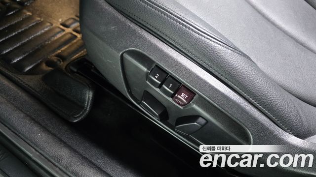 BMW 2-Series 2016 — photo 17