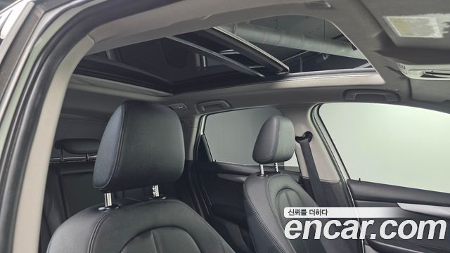 BMW 2-Series 2016 — photo 18