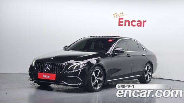Mercedes-Benz E-Class 2020 — photo 1